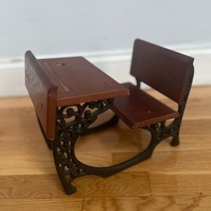 AMERICAN GIRL Samantha’s wrought iron desk
